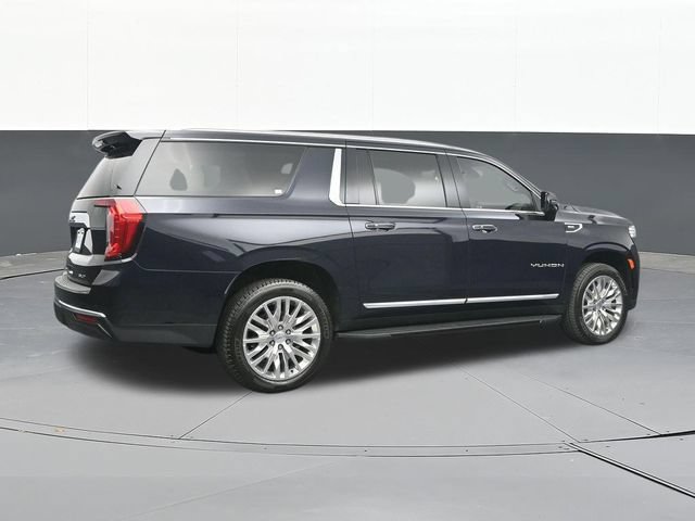 Used 2022 GMC Yukon XL SLT w/ SLT Premium Package AWD/4WD image 16