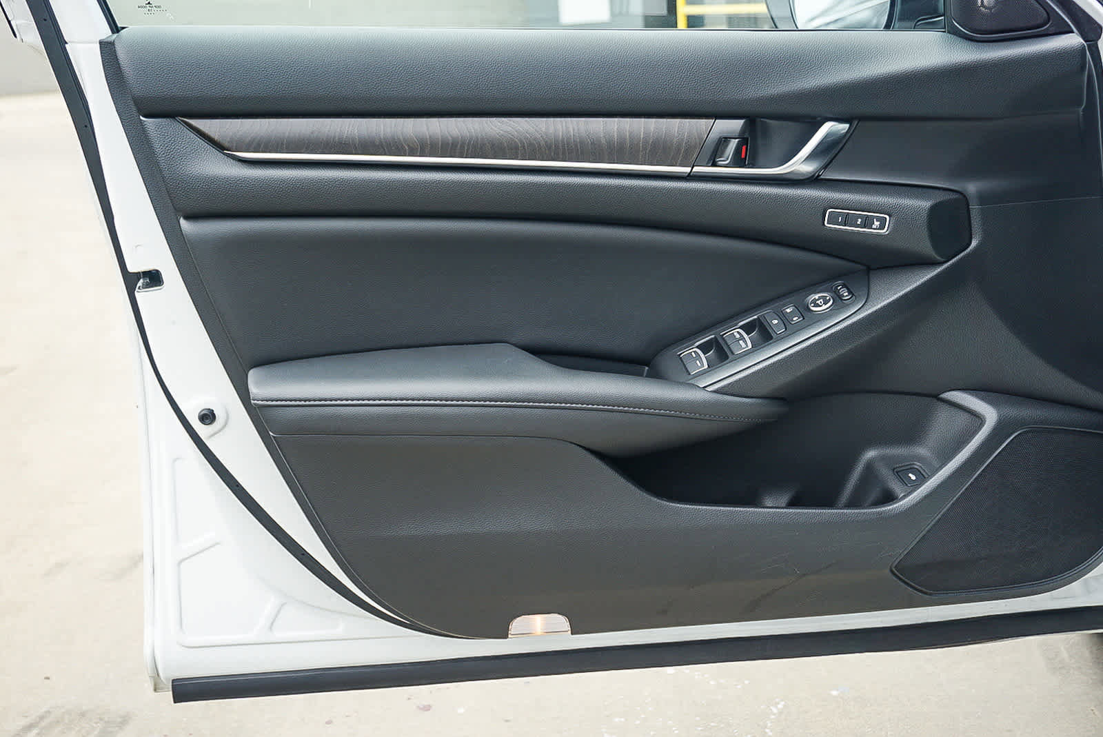 Used 2019 Honda Accord Touring image 23