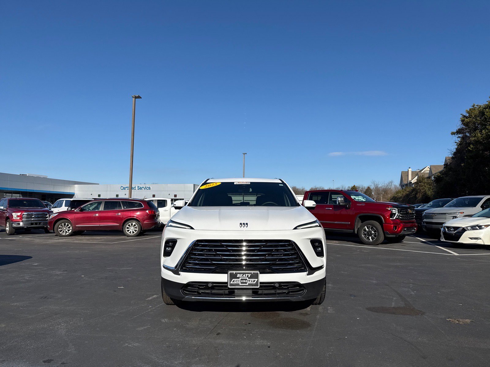 Used 2025 Buick Enclave Preferred image 8