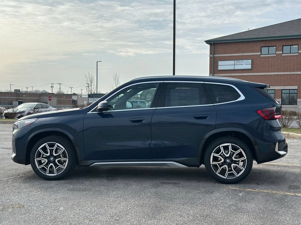 New 2026 BMW X1 xDrive28i w/ Technology Package AWD/4WD image 4