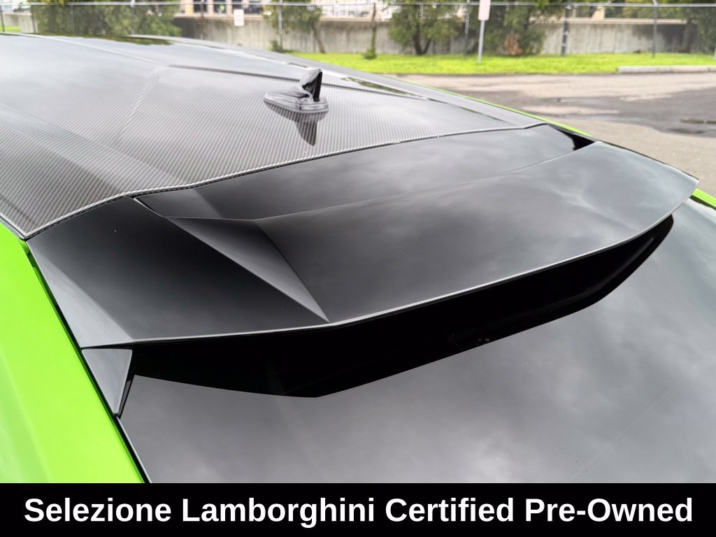 Used 2025 Lamborghini Urus SE AWD/4WD image 13