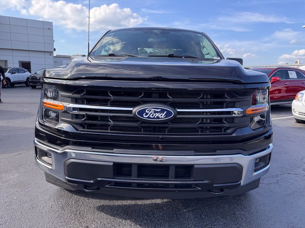 Used 2025 Ford F150 XLT w/ Equipment Group 301A Standard AWD/4WD image 8