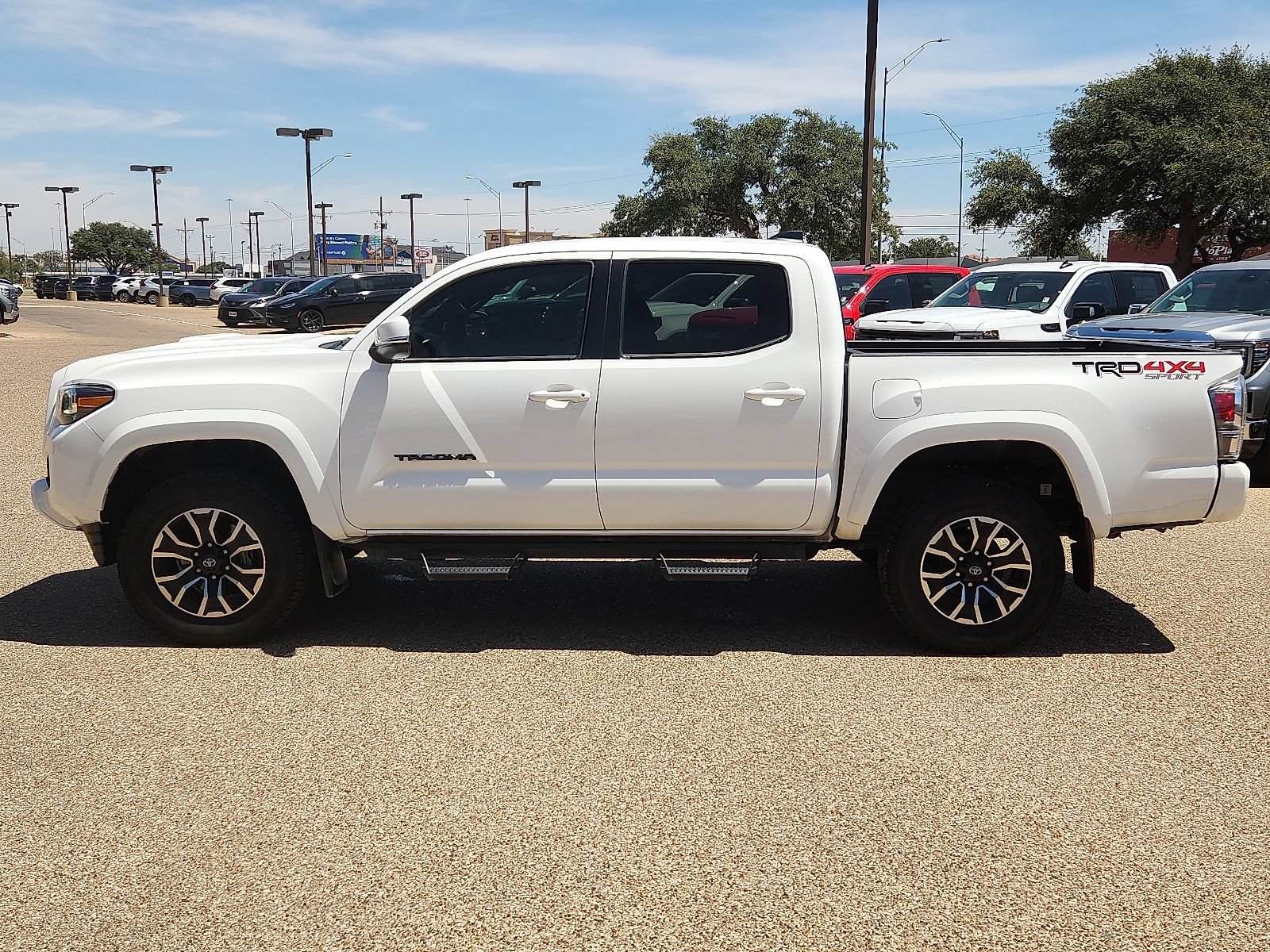 Used 2023 Toyota Tacoma TRD Sport AWD/4WD image 2