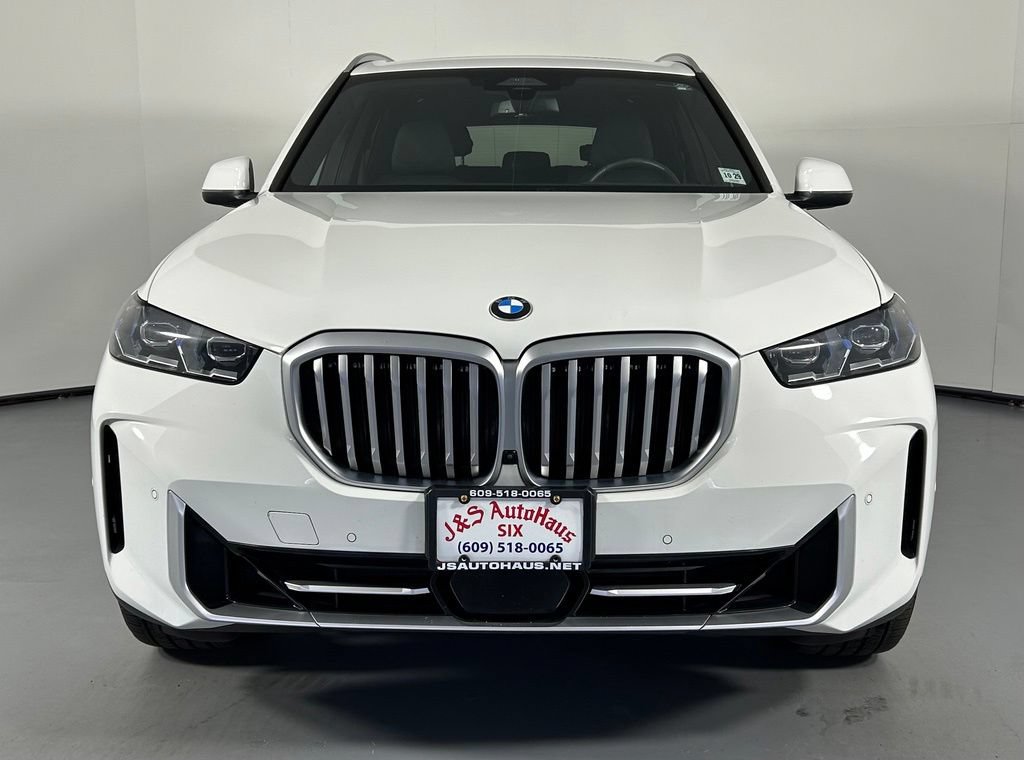 Used 2024 BMW X5 xDrive40i AWD/4WD image 2