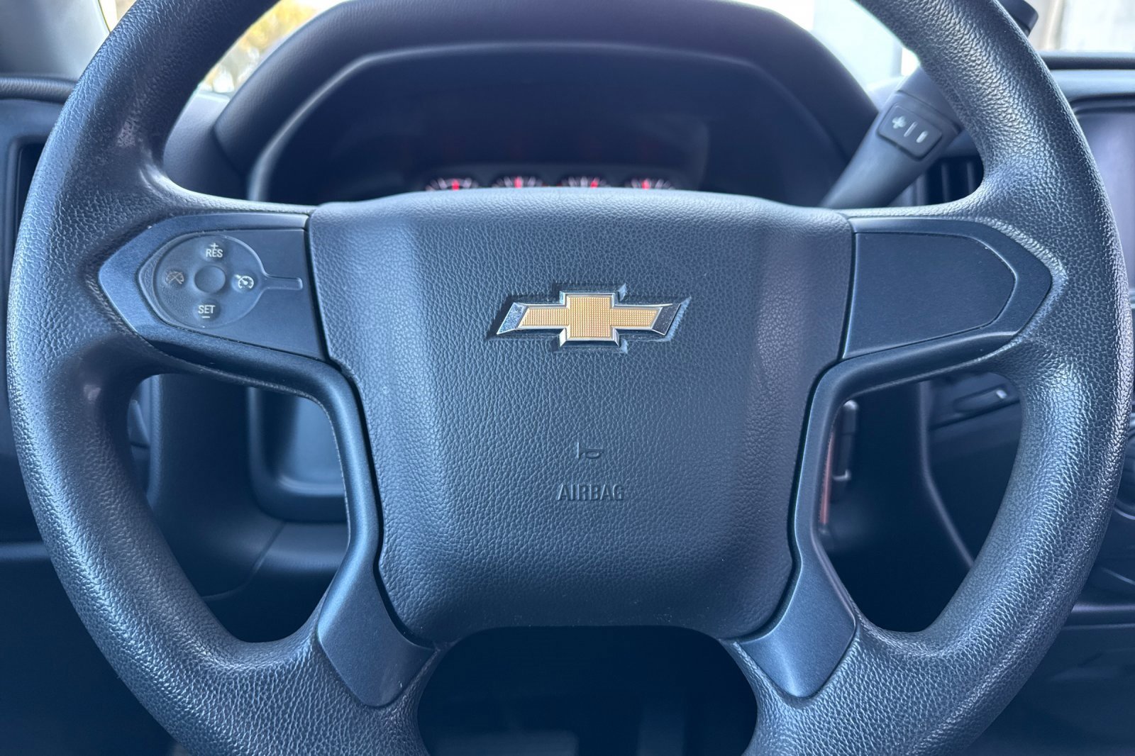 Used 2018 Chevrolet Silverado 1500 Custom w/ Custom Value Package image 32