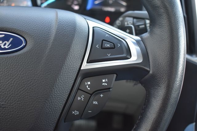 Used 2023 Ford Edge Titanium w/ Class II Trailer Tow Package image 21