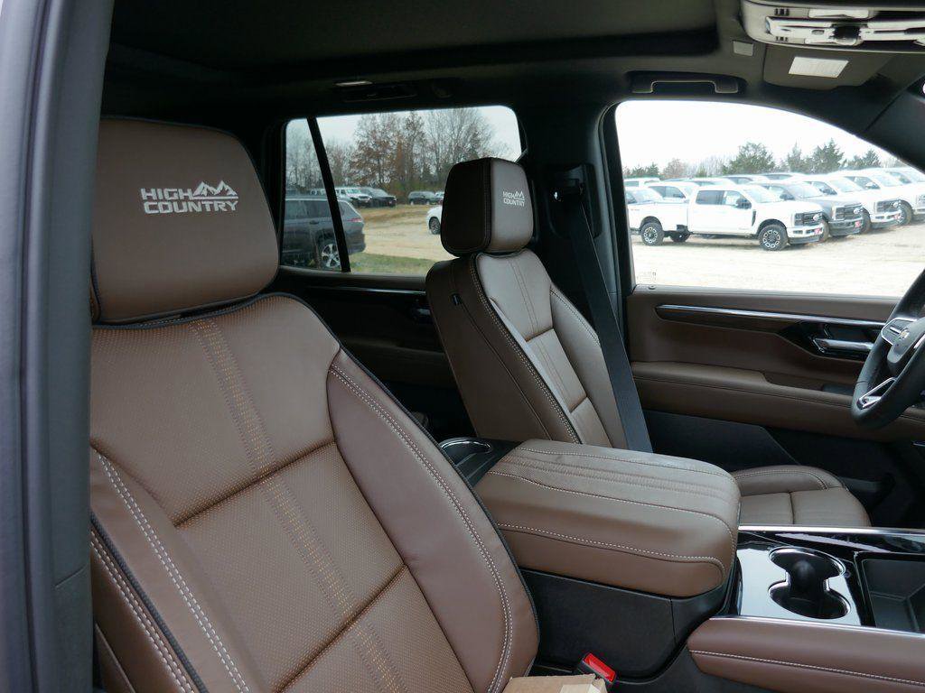 New 2026 Chevrolet Tahoe High Country image 8