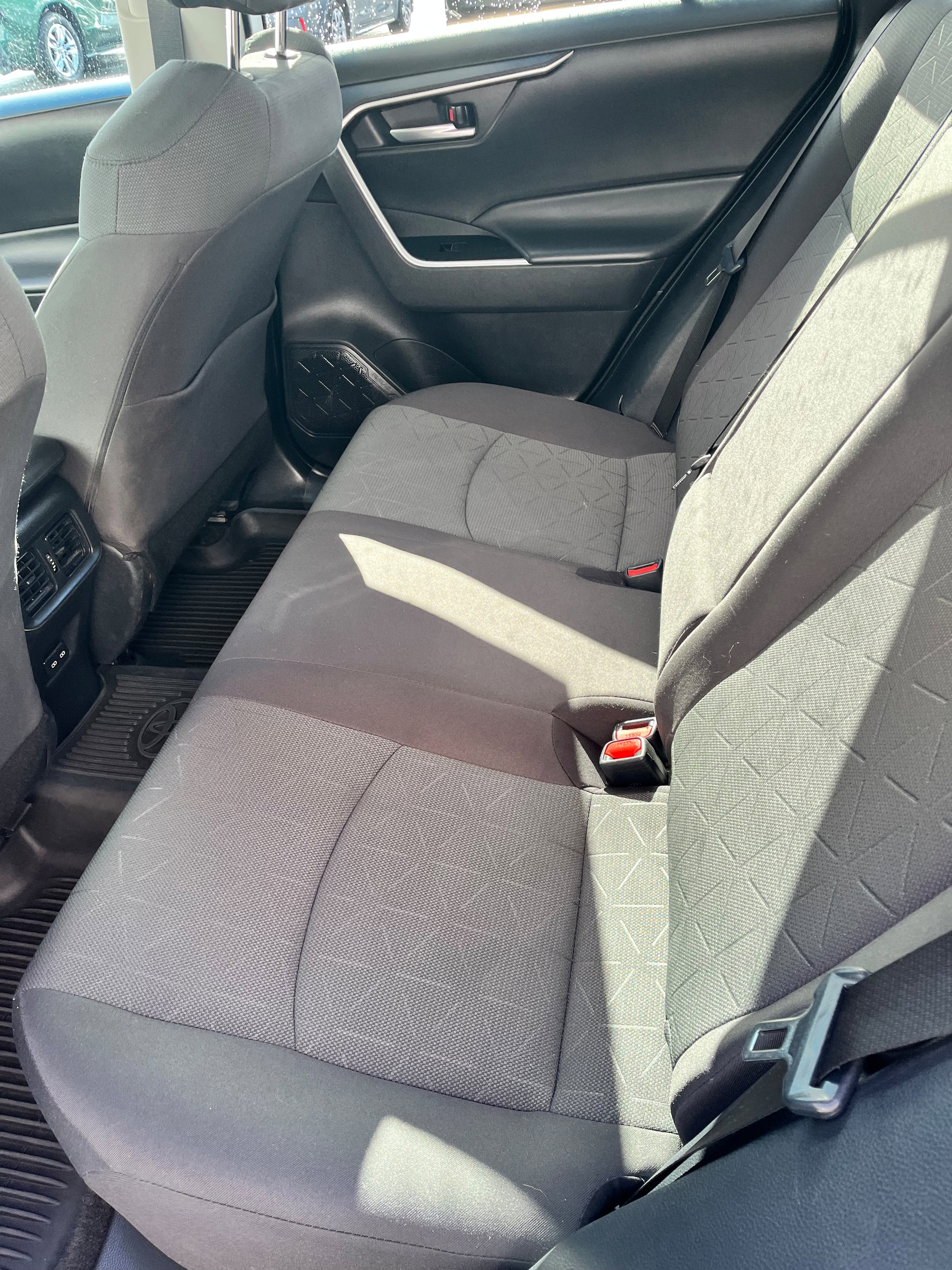 Used 2023 Toyota RAV4 XLE w/ Convenience Package AWD/4WD image 12