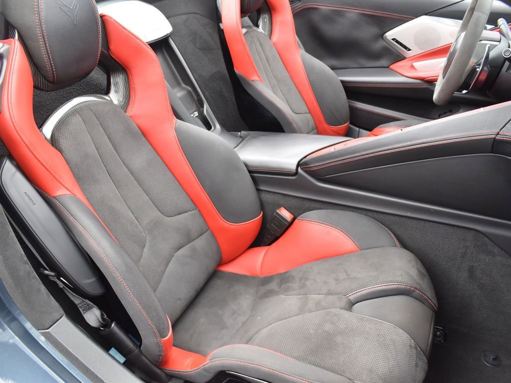 Used 2020 Chevrolet Corvette Stingray Premium Conv w/ 3LT Preferred Equipment Group image 23