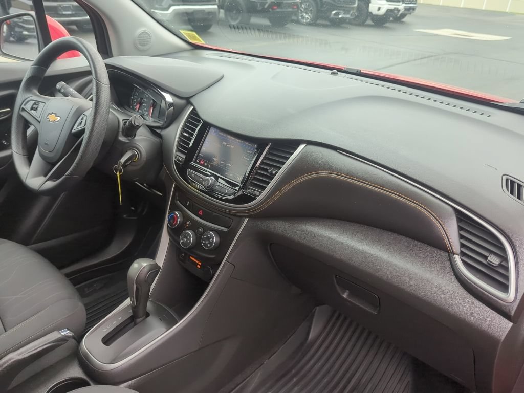 Certified 2020 Chevrolet Trax LT FWD image 14