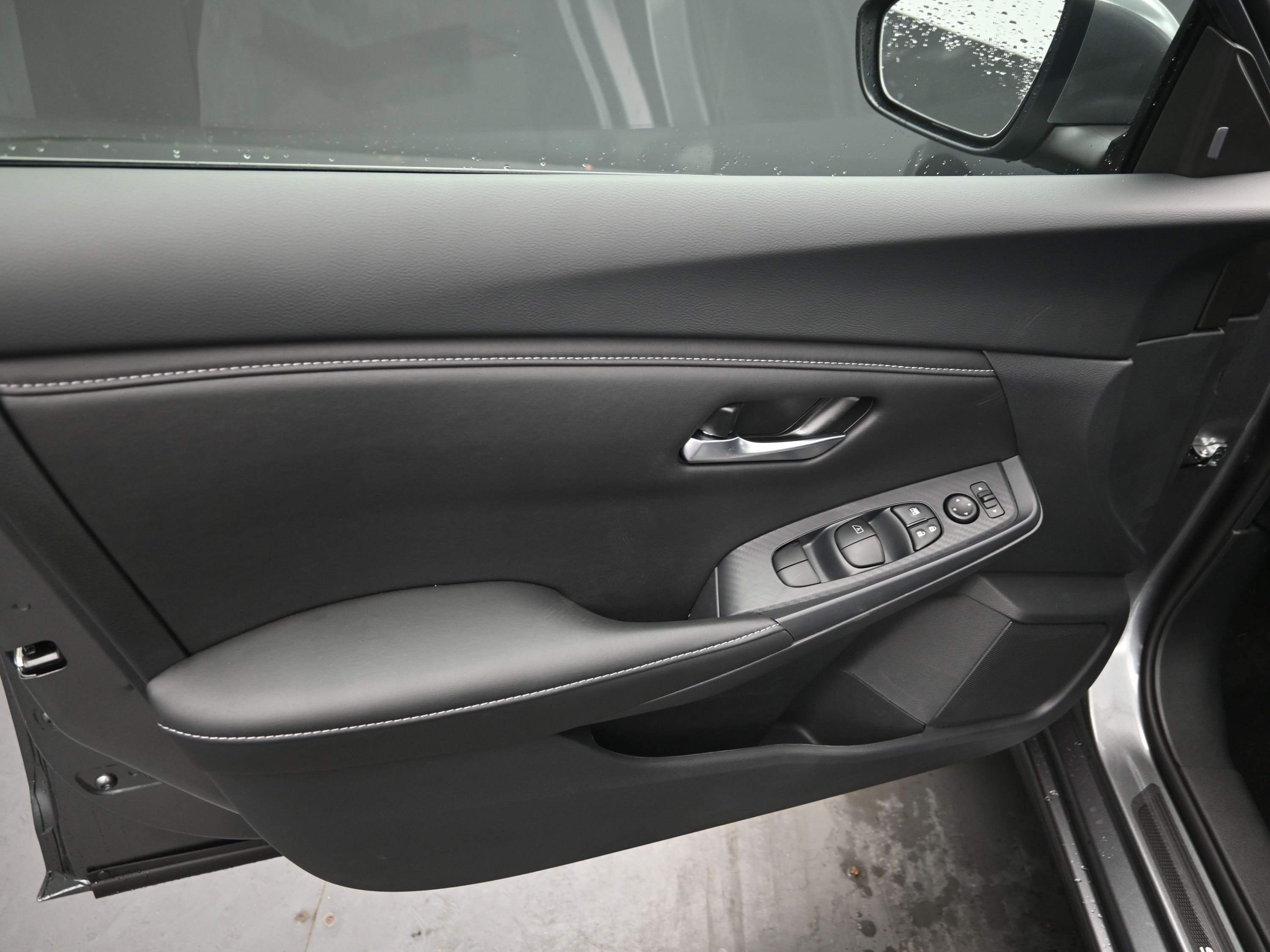 New 2025 Nissan Sentra SV w/ All-Weather Package image 11