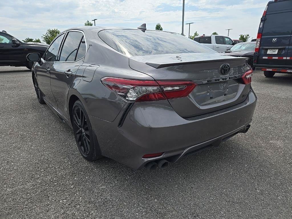 Used 2023 Toyota Camry XSE FWD image 5