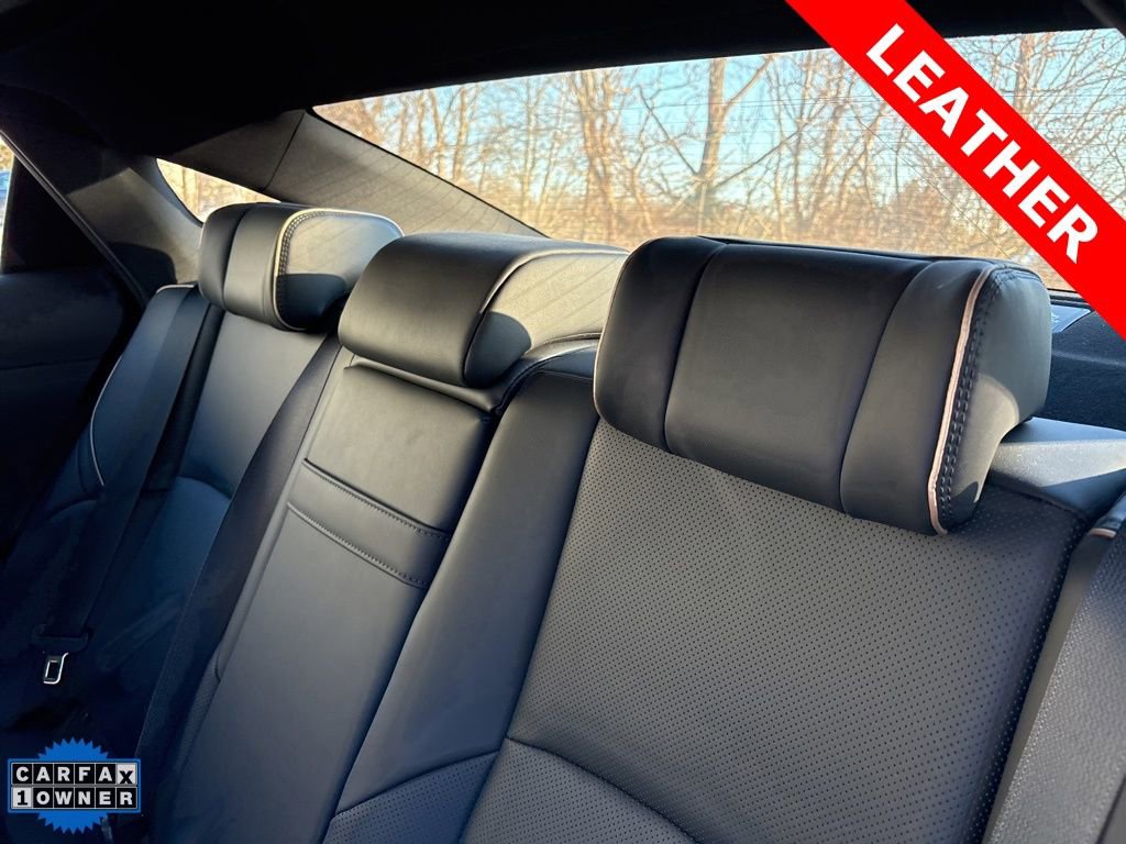 Used 2023 Toyota Crown Limited image 24