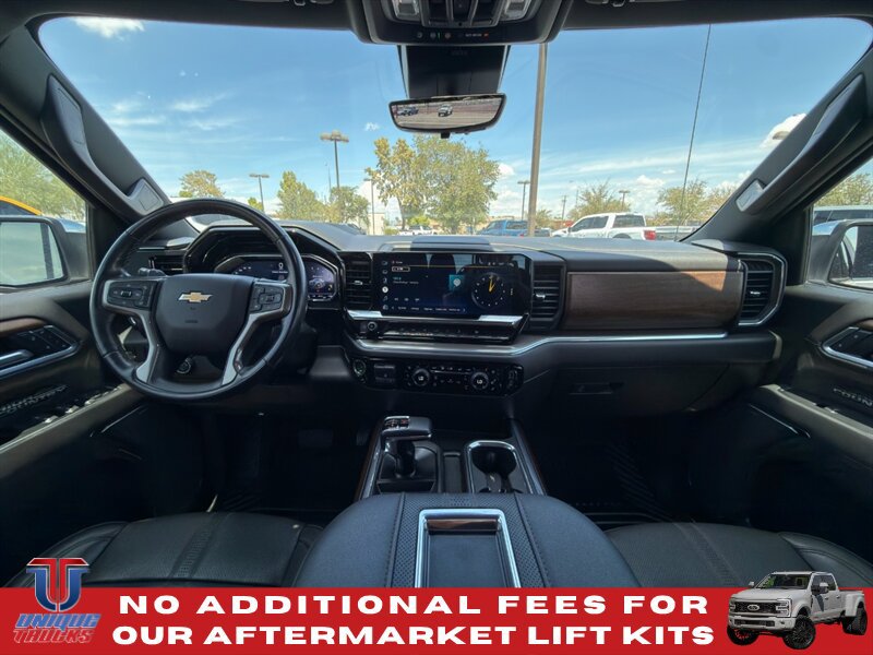 Used 2022 Chevrolet Silverado 1500 High Country w/ Technology Package RWD image 31