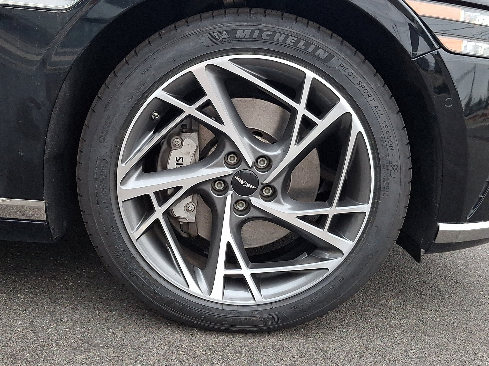 Certified 2023 Genesis G90 3.5T AWD/4WD image 8