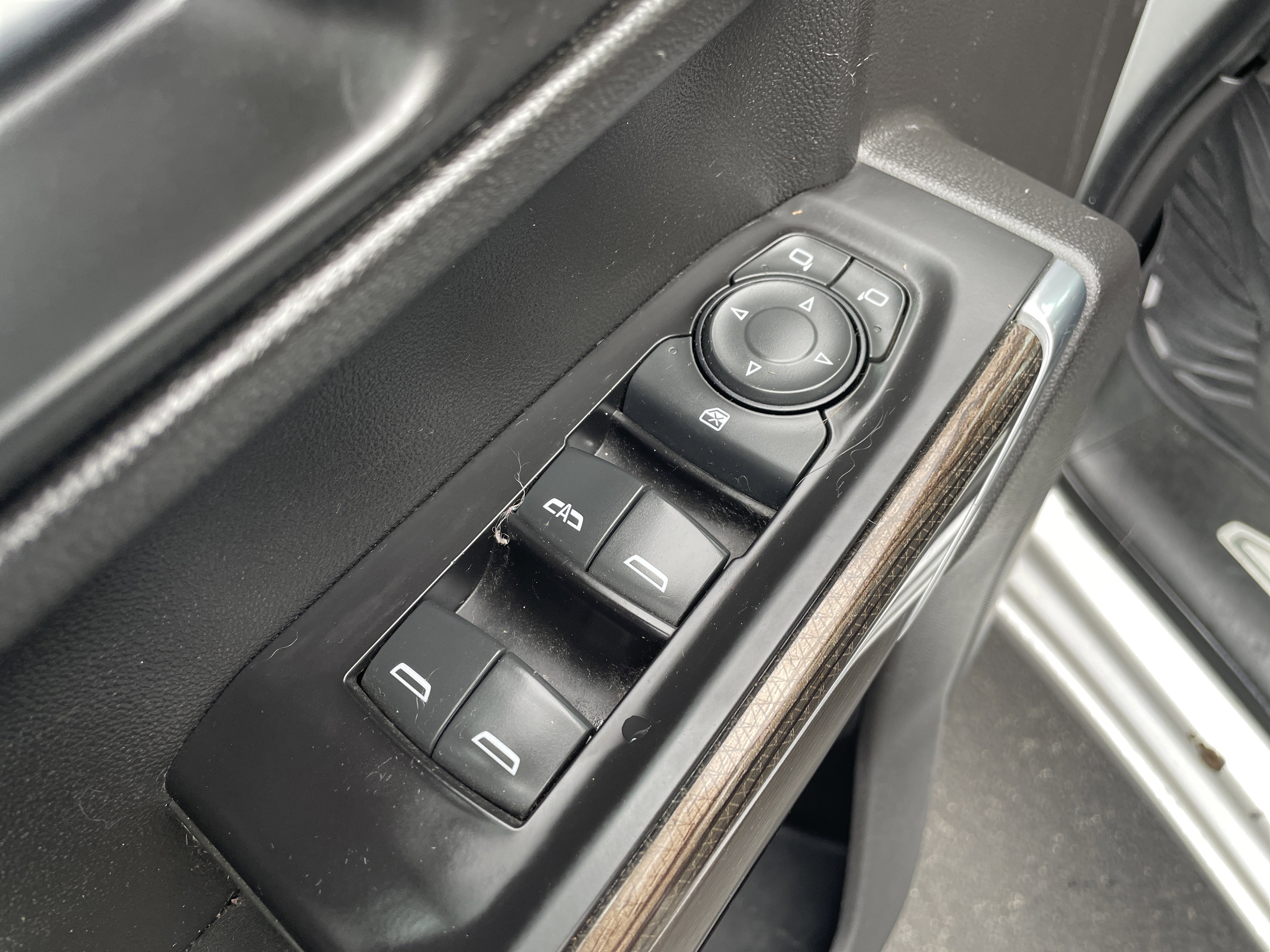 Used 2020 Chevrolet Silverado 1500 LT w/ All-Star Edition image 20