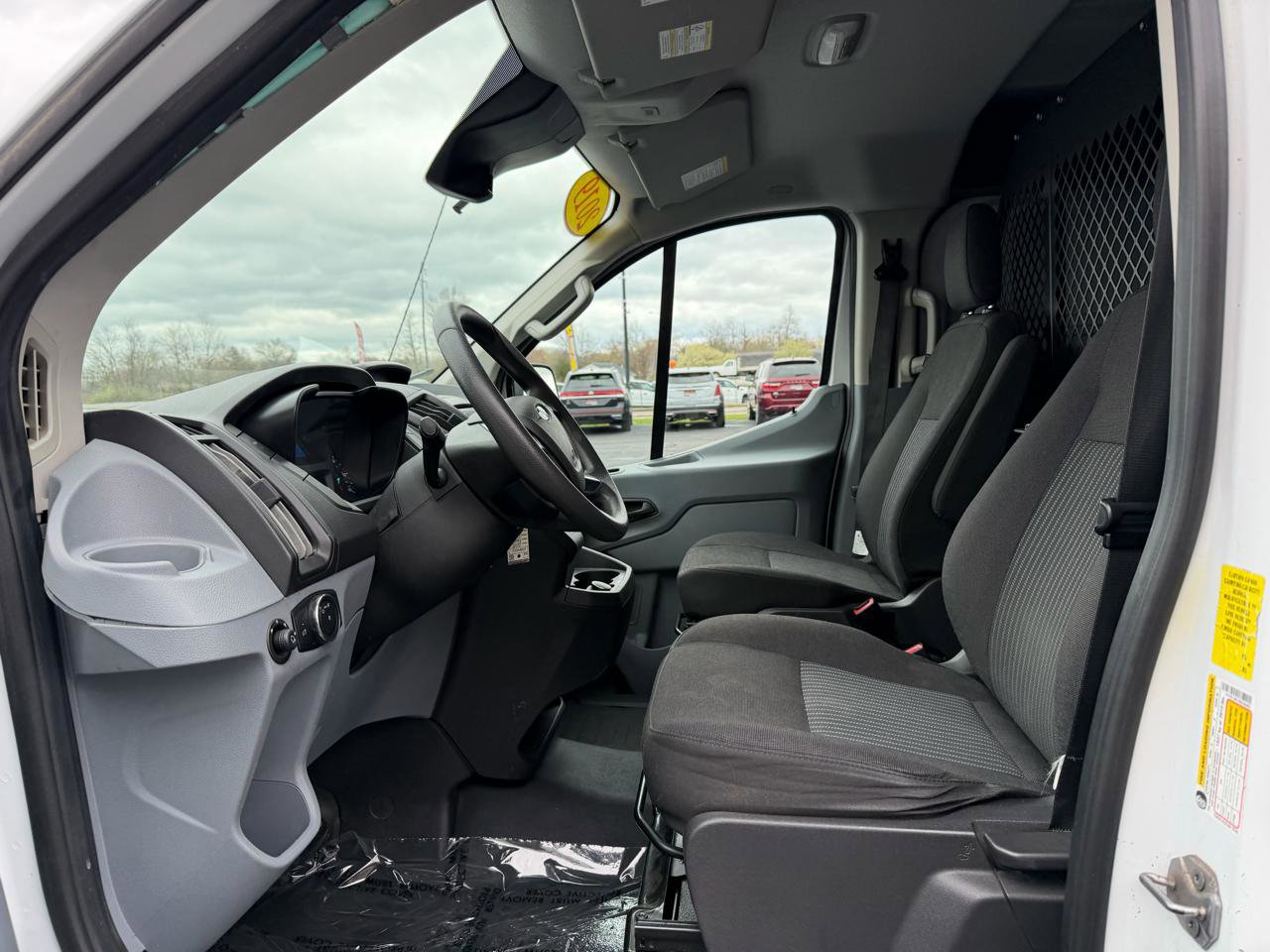 Used 2019 Ford Transit 150 130 Low Roof RWD image 15