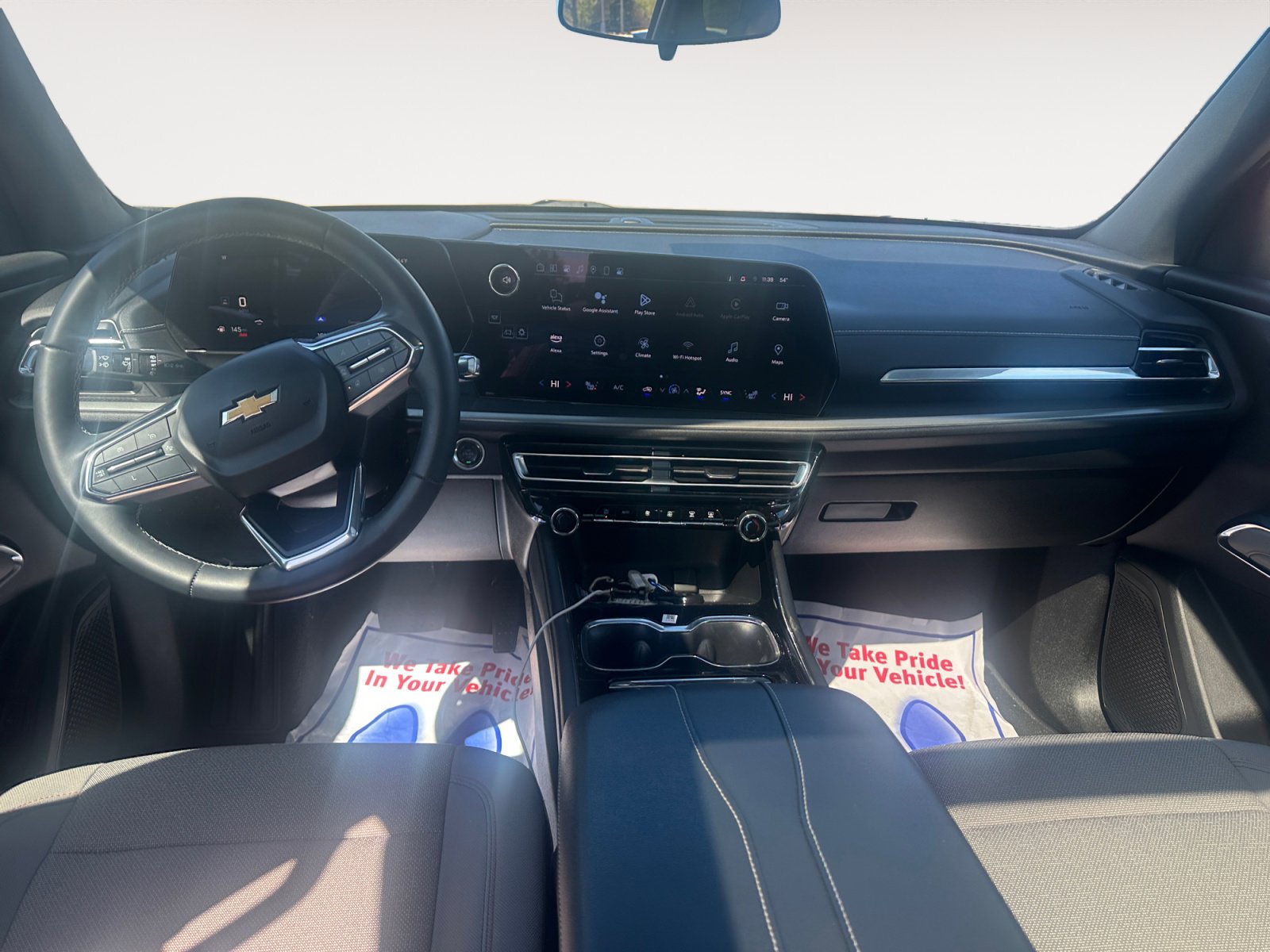 Used 2024 Chevrolet Traverse LT FWD image 10