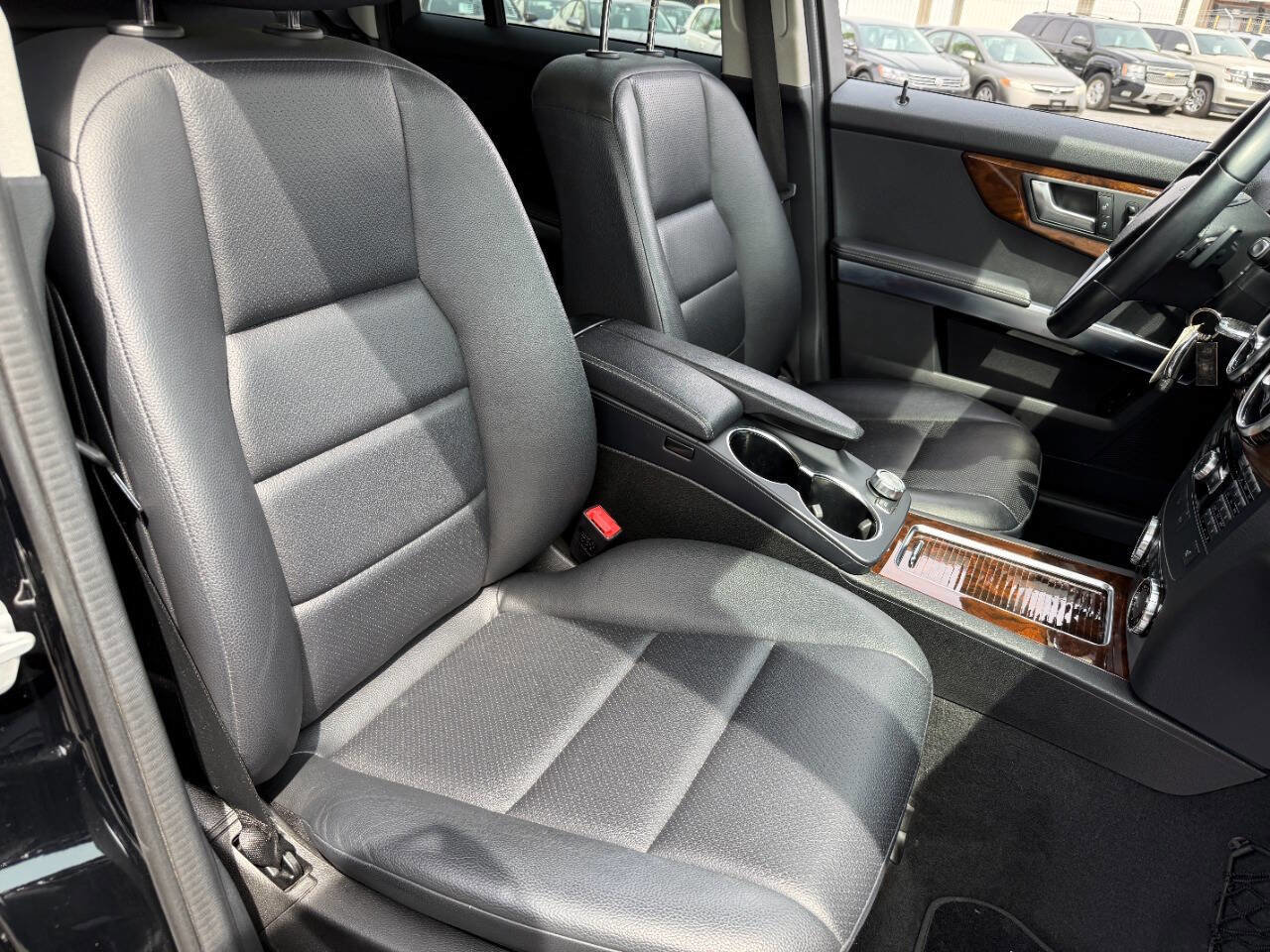 Used 2014 Mercedes-Benz GLK 350 4MATIC image 32