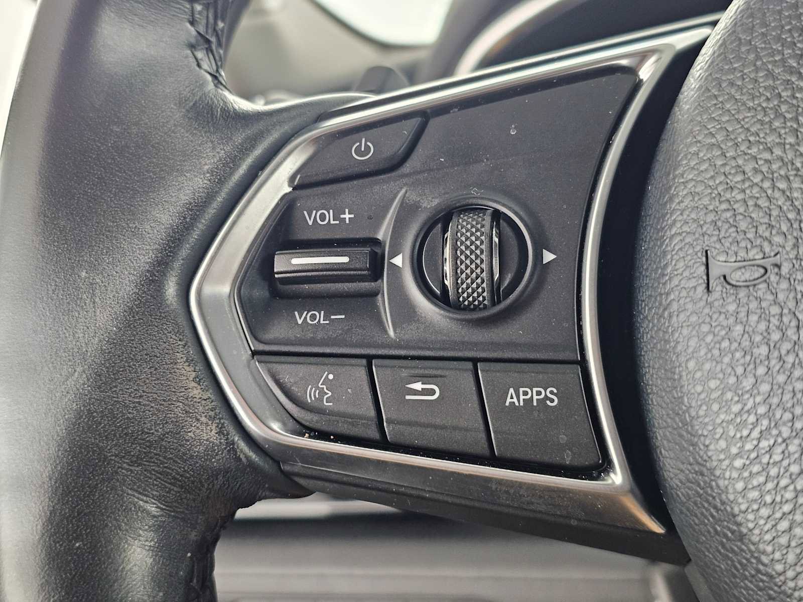 Used 2023 Acura MDX FWD image 30