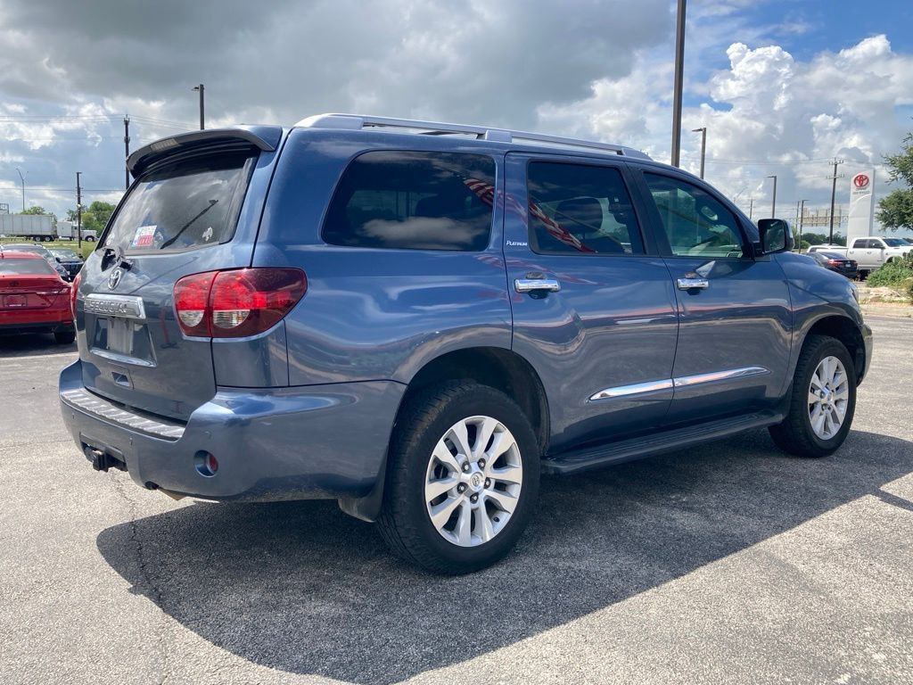 Used 2019 Toyota Sequoia Platinum AWD/4WD image 5