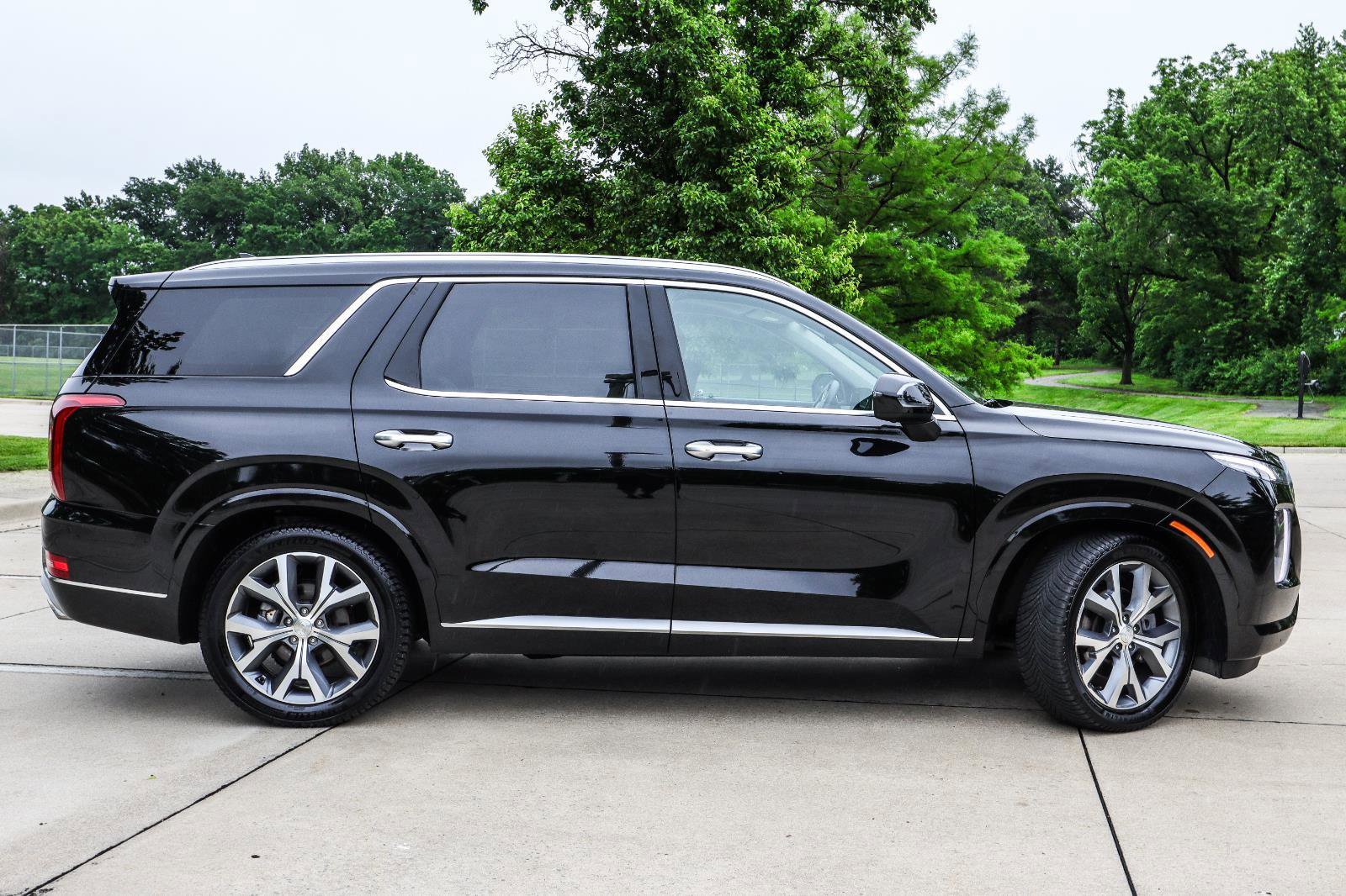 Used 2022 Hyundai Palisade Limited AWD/4WD image 5