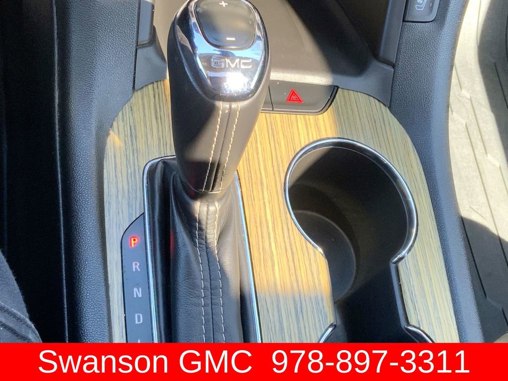 Certified 2019 GMC Acadia Denali w/ Technology Package AWD/4WD image 17