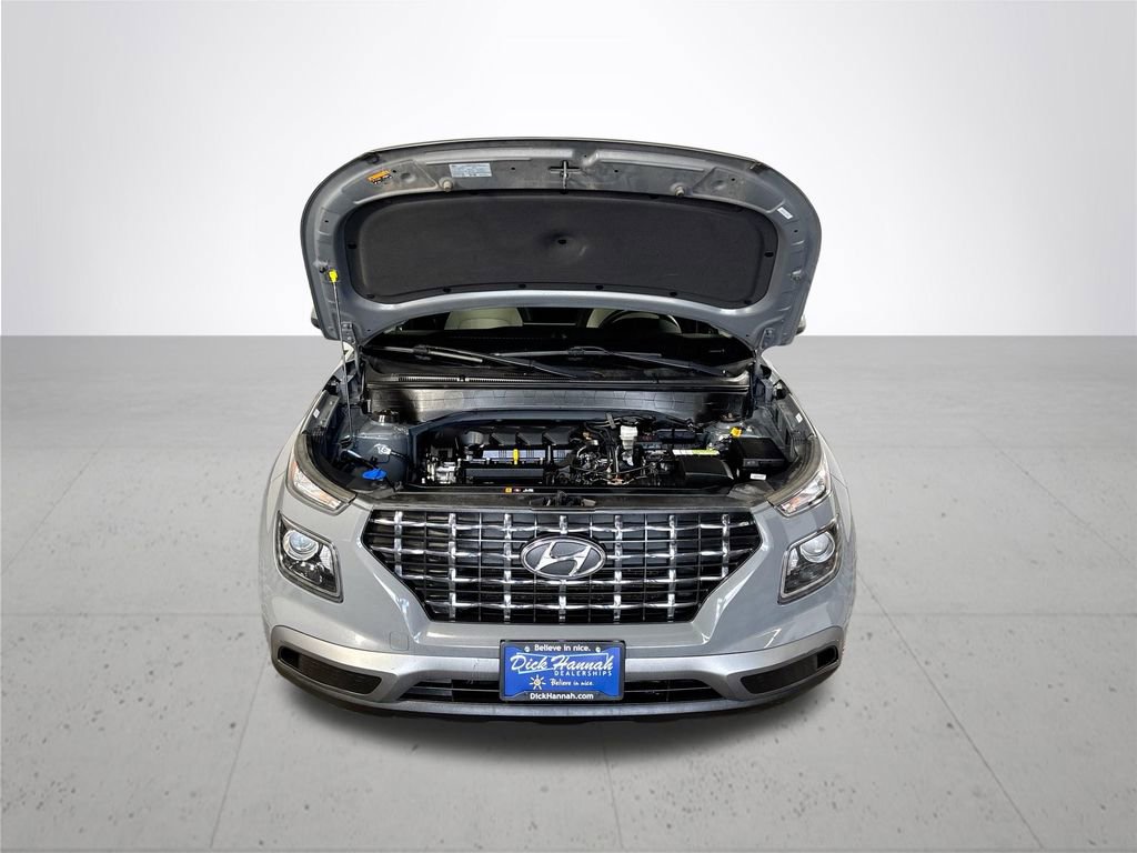 Used 2020 Hyundai Venue SEL image 21