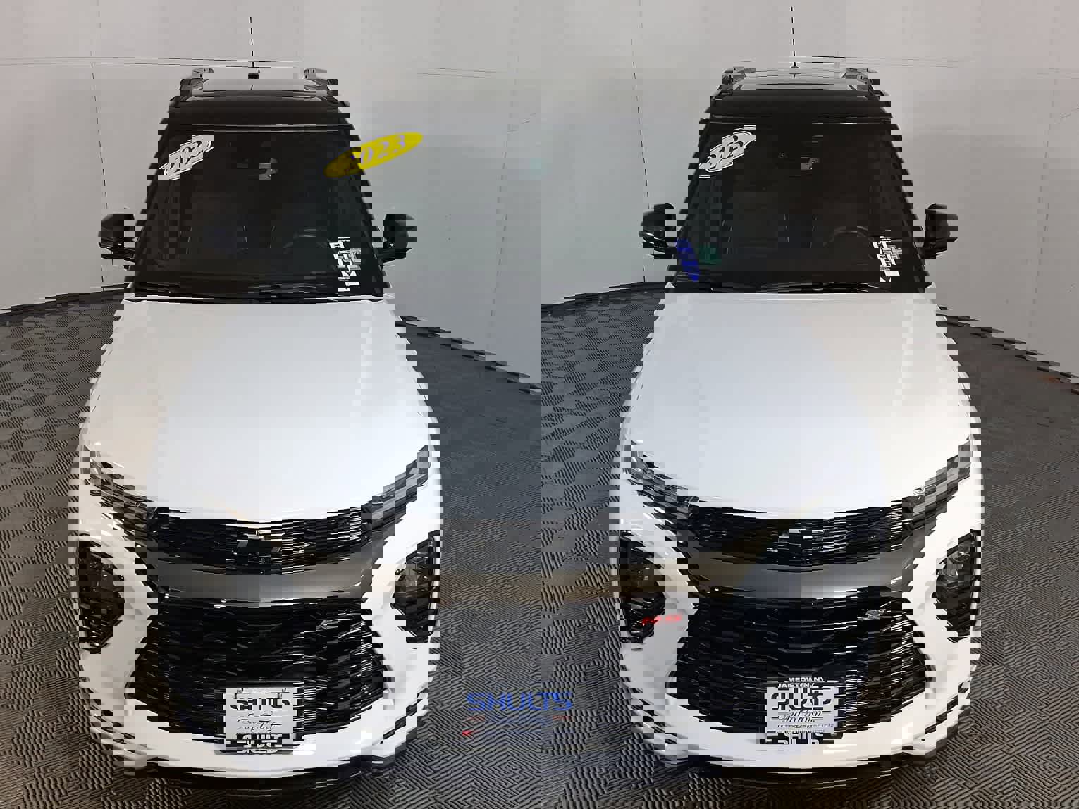 Used 2023 Chevrolet TrailBlazer RS w/ Sun and Liftgate Package image 3