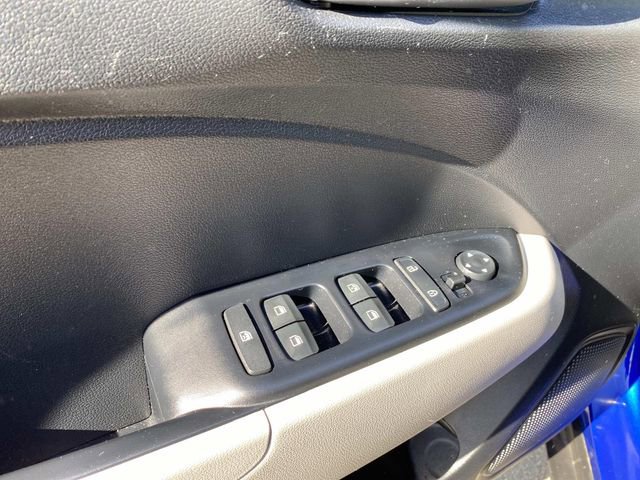Used 2023 Hyundai Venue SEL w/ Cargo Package FWD image 30