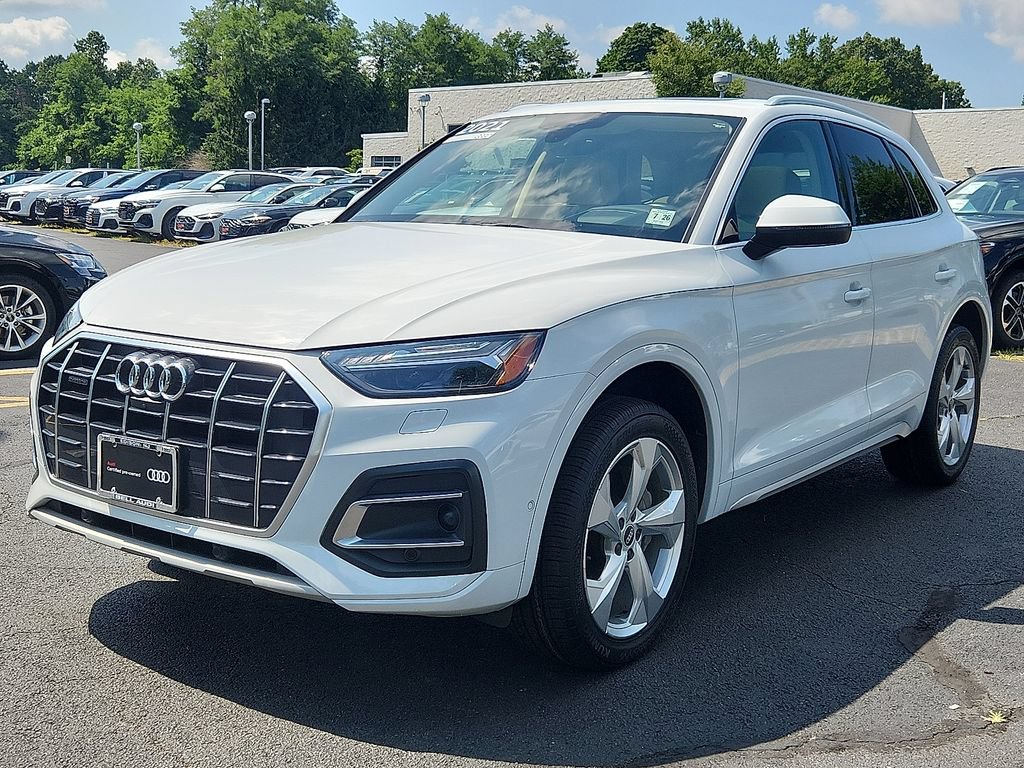 Used 2021 Audi Q5 Prestige w/ Prestige Package AWD/4WD image 9