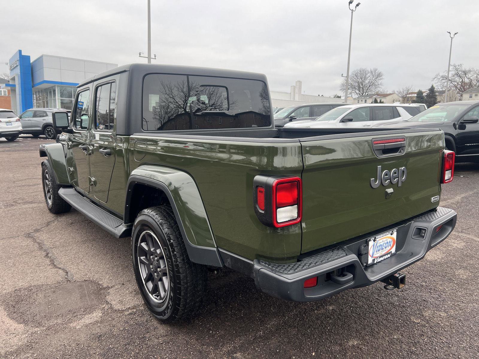 Used 2021 Jeep Gladiator Overland image 5