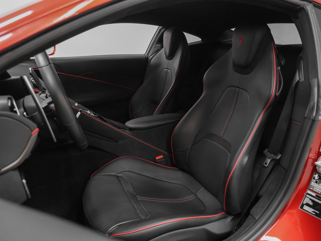 Certified 2022 Ferrari Roma RWD image 2