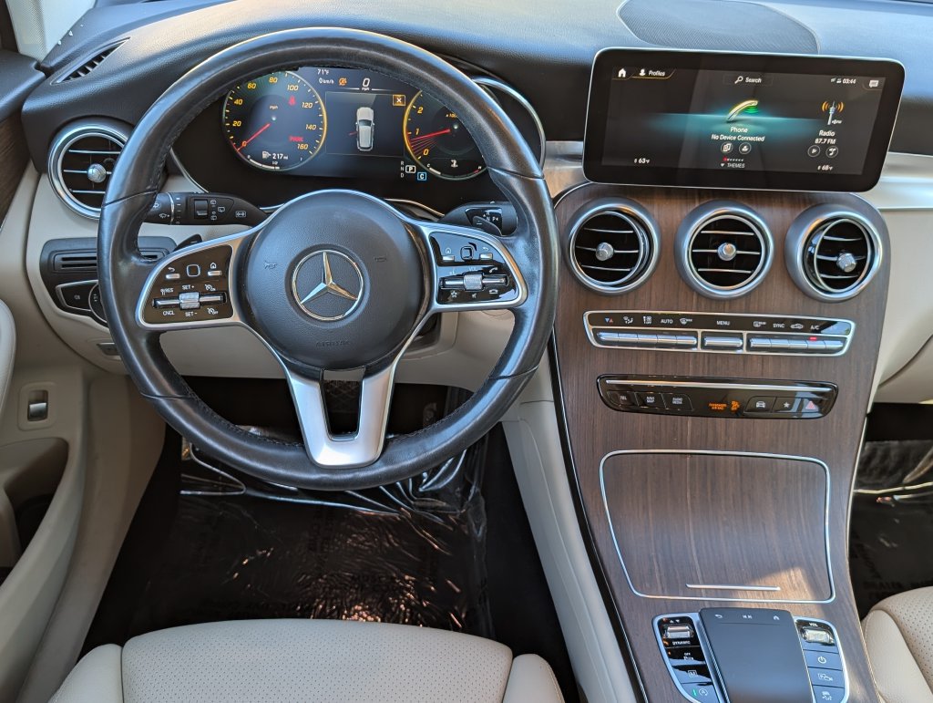 Used 2022 Mercedes-Benz GLC 300 4MATIC image 24