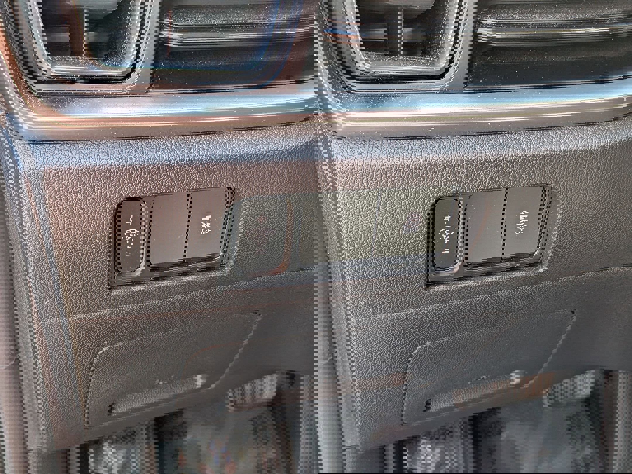 Used 2025 Kia Sorento S FWD image 14