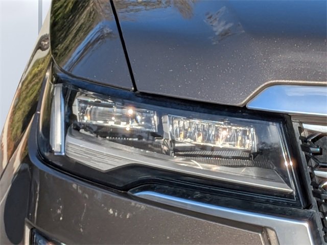 Used 2021 Cadillac Escalade Luxury image 8