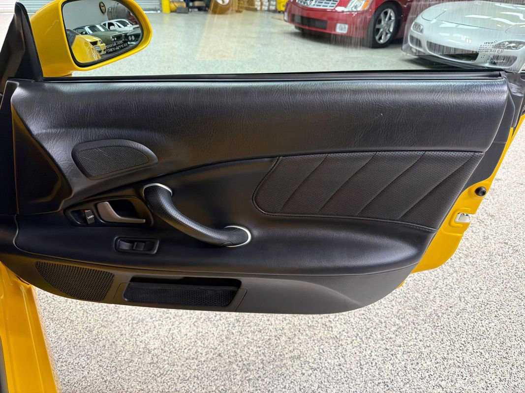 Used 2007 Honda S2000 image 36