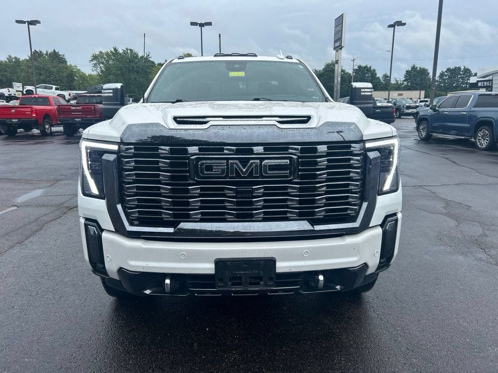 Used 2024 GMC Sierra 2500 Denali Ultimate w/ Max Trailering Package AWD/4WD image 1
