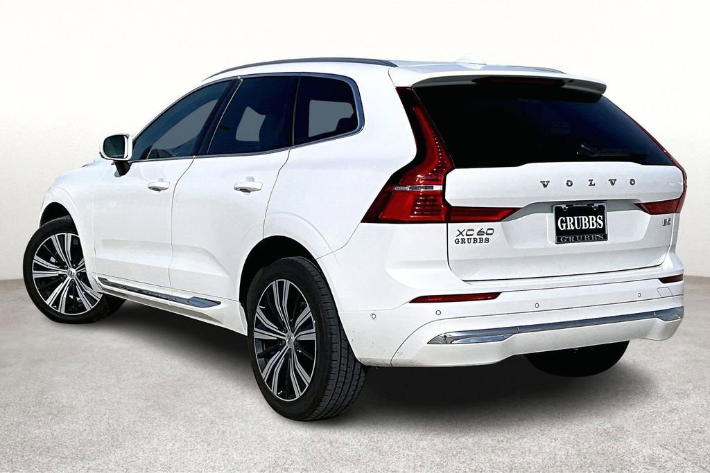 Used 2023 Volvo XC60 B5 Ultimate w/ Climate Package image 16