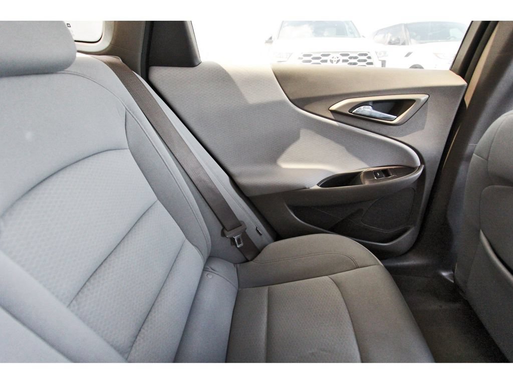 Used 2022 Chevrolet Malibu LS FWD image 11