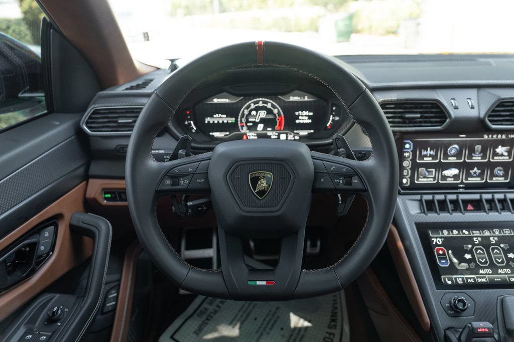 Used 2023 Lamborghini Urus S AWD/4WD image 19