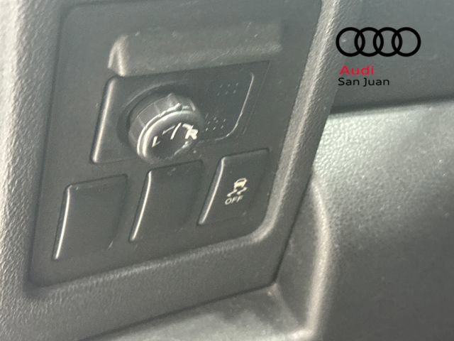 Used 2013 Nissan Rogue S image 25