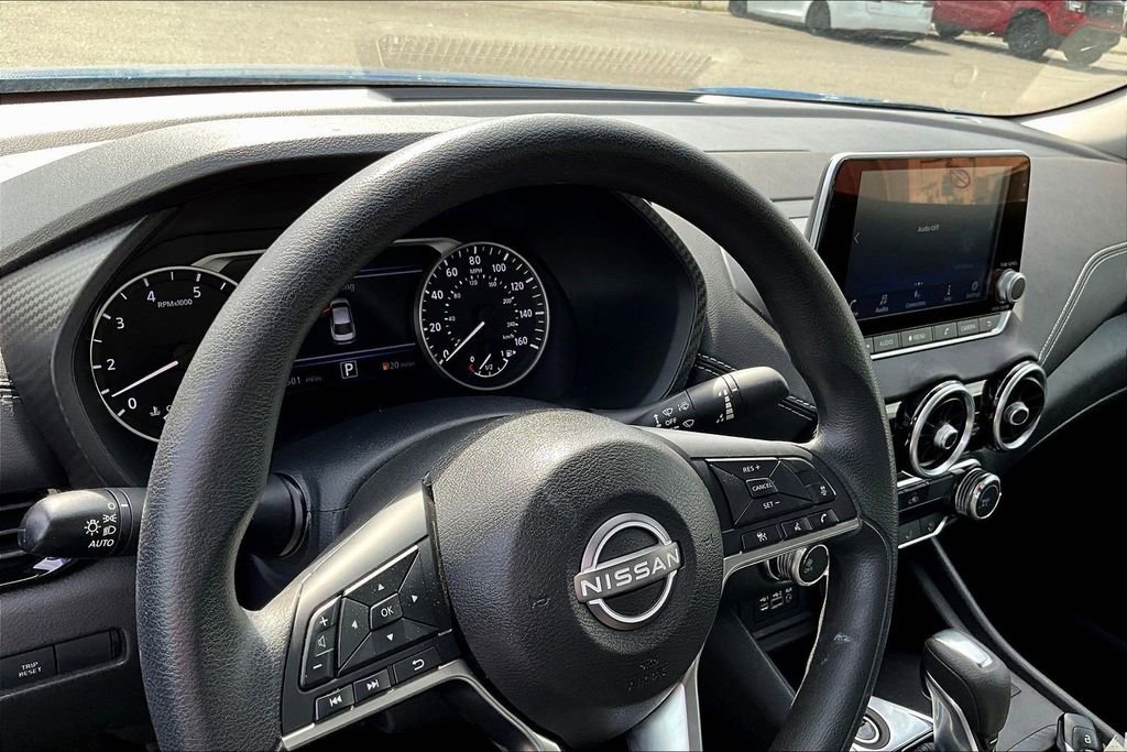 Used 2024 Nissan Sentra SV image 10