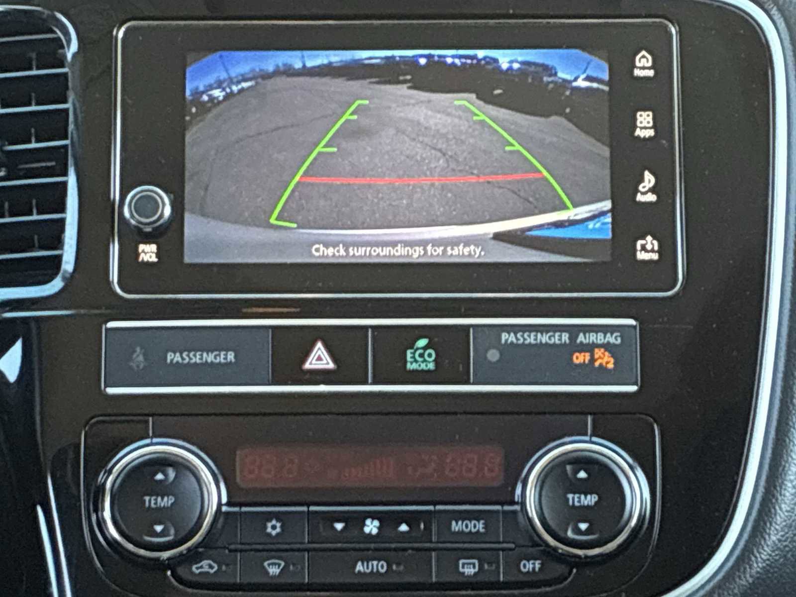 Used 2019 Mitsubishi Outlander SE image 22