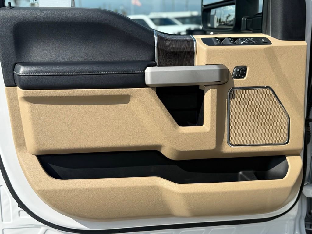 Used 2020 Ford F350 Lariat w/ Lariat Ultimate Package image 15