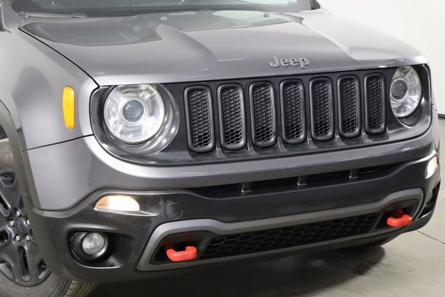 Used 2018 Jeep Renegade Trailhawk w/ Safety & Security Group AWD/4WD image 42