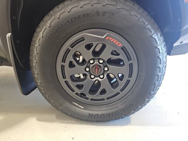 New 2026 Nissan Frontier PRO-4X w/ Pro Premium Package AWD/4WD image 28