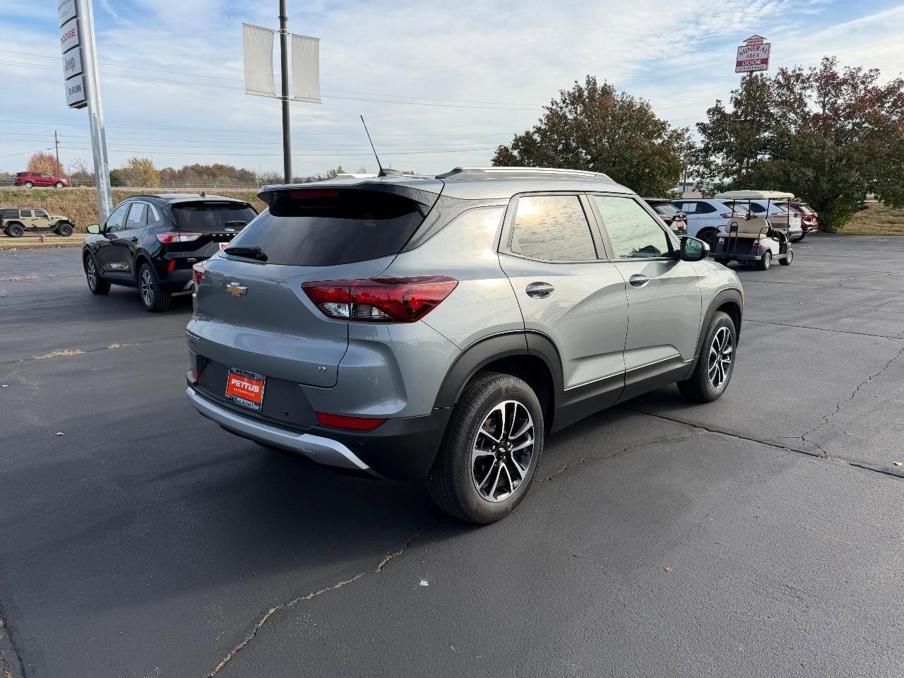 Used 2025 Chevrolet TrailBlazer LT w/ LT Cold Weather Package image 3