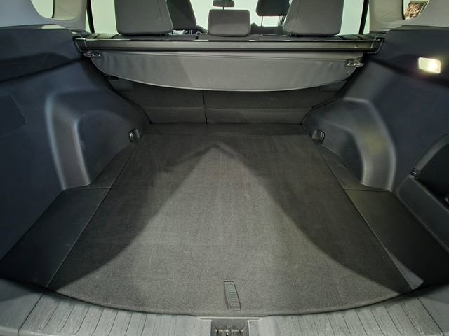 Used 2025 Toyota RAV4 XLE AWD/4WD image 22