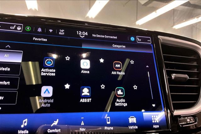 Used 2024 Chrysler Pacifica Limited image 34